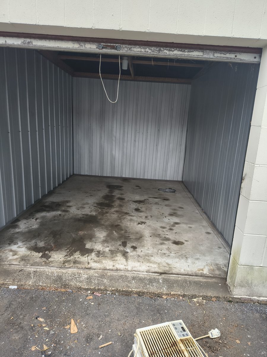 Garage after junk removal